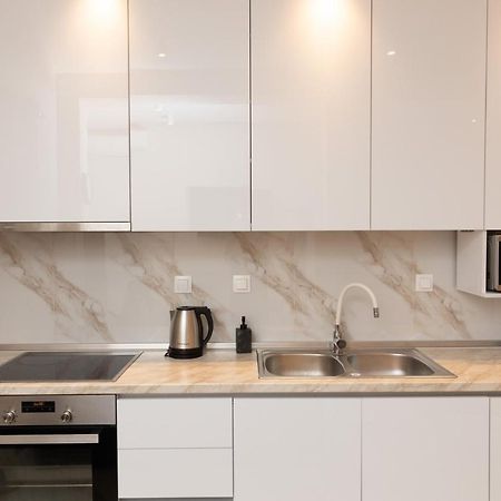White Lux Heaven Saint Dimitrios Apartment เทสซาโลนิกิ ภายนอก รูปภาพ