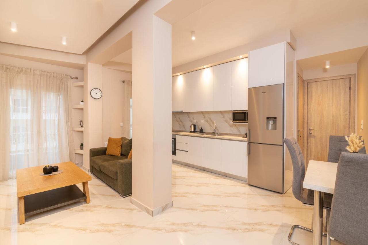 White Lux Heaven Saint Dimitrios Apartment เทสซาโลนิกิ ภายนอก รูปภาพ