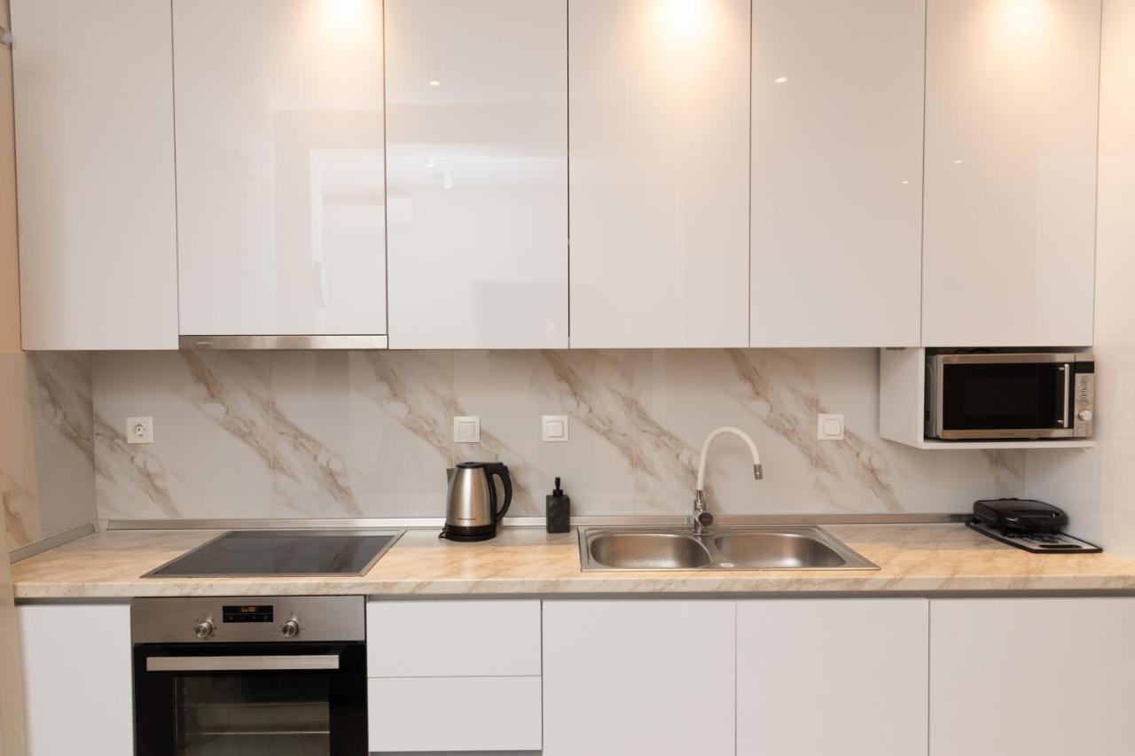 White Lux Heaven Saint Dimitrios Apartment เทสซาโลนิกิ ภายนอก รูปภาพ